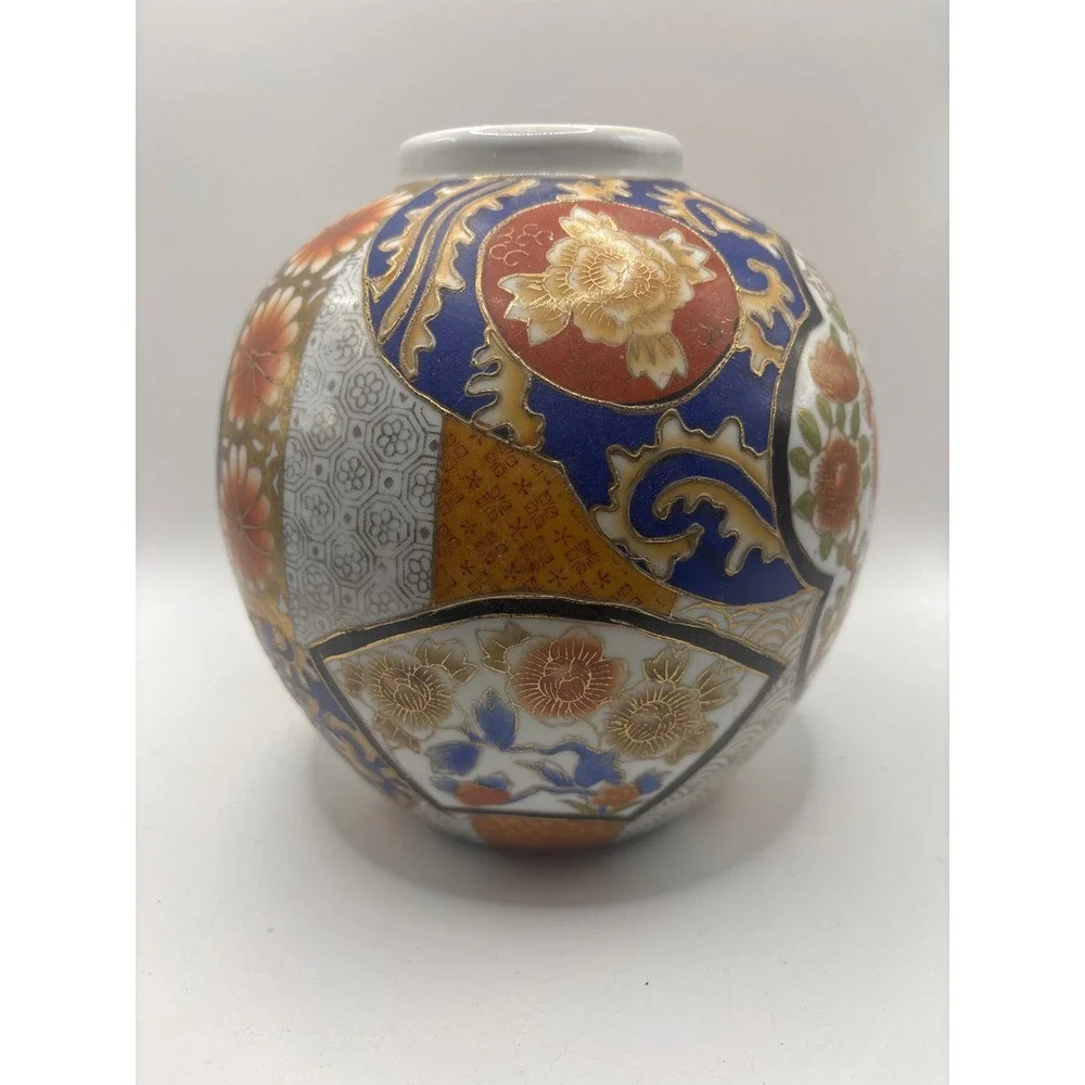 Vintage Japanese Imari Porcelain Ginger Jar Floral Gold Gilt Bud Vase Cobalt Red